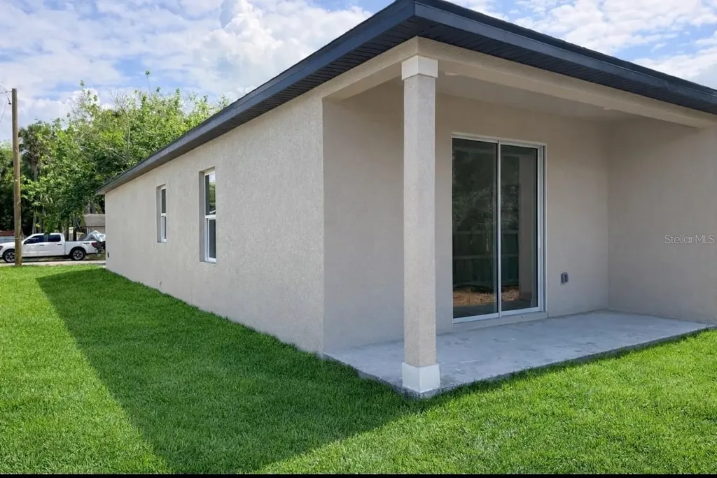 1606 Peach Avenue Sanford FL 32771
