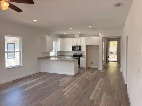 1606 Peach Avenue Sanford FL 32771