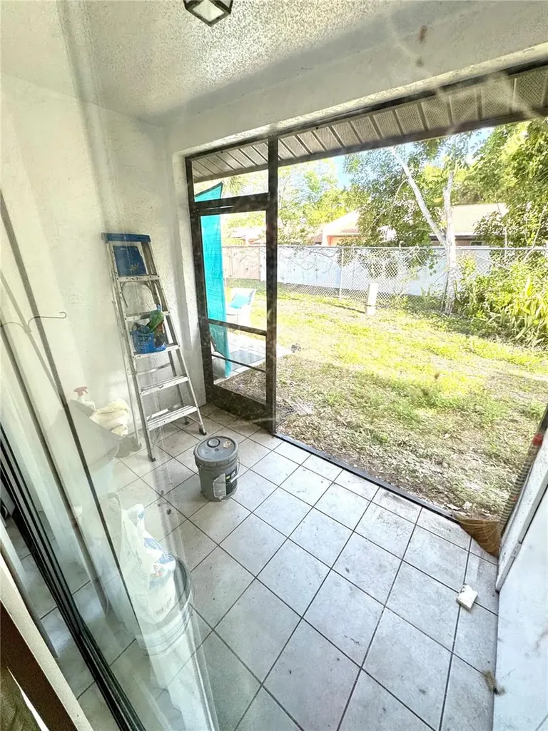 7249 Parkside Villas Drive N St Petersburg FL 33709