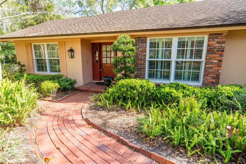 601 Fox Valley Drive Longwood FL 32779