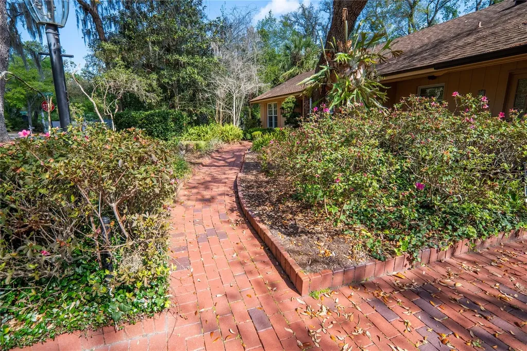 601 Fox Valley Drive Longwood FL 32779
