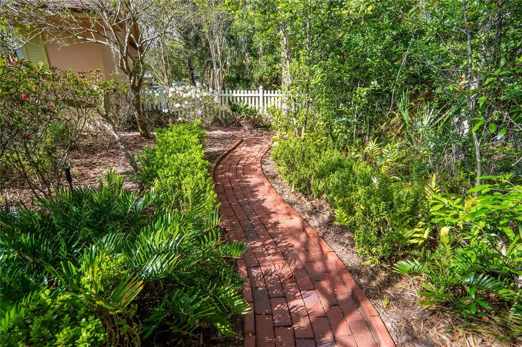 601 Fox Valley Drive Longwood FL 32779