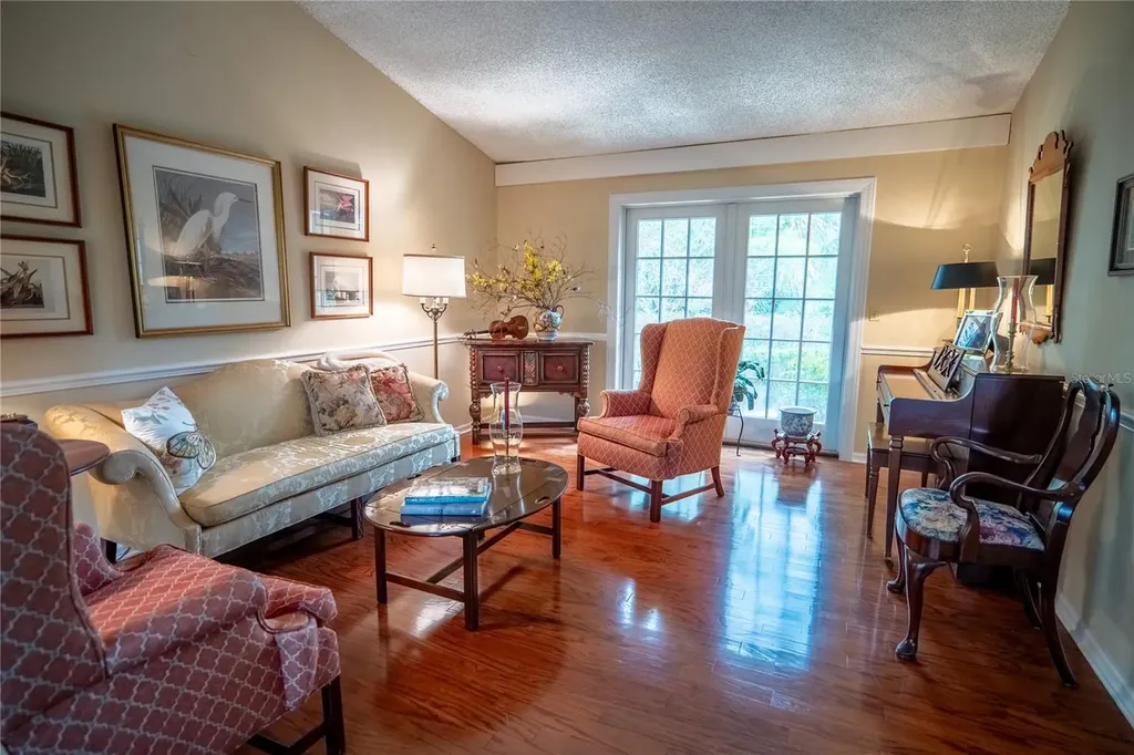 601 Fox Valley Drive Longwood FL 32779