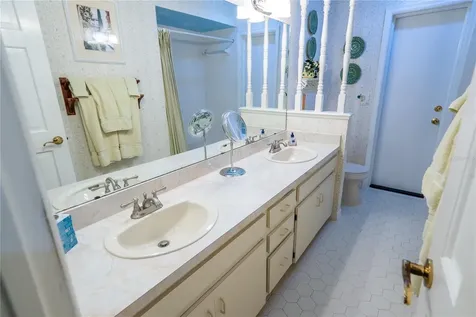 601 Fox Valley Drive Longwood FL 32779