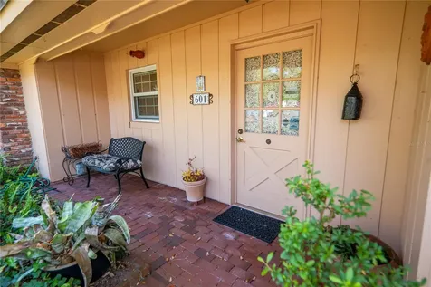 601 Fox Valley Drive Longwood FL 32779
