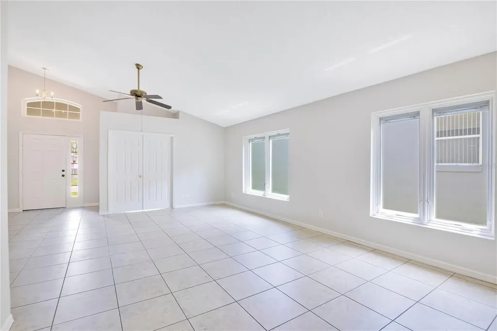 14528 Kristenright Lane Orlando FL 32826