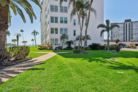 5130 Brittany Drive S St Petersburg FL 33715