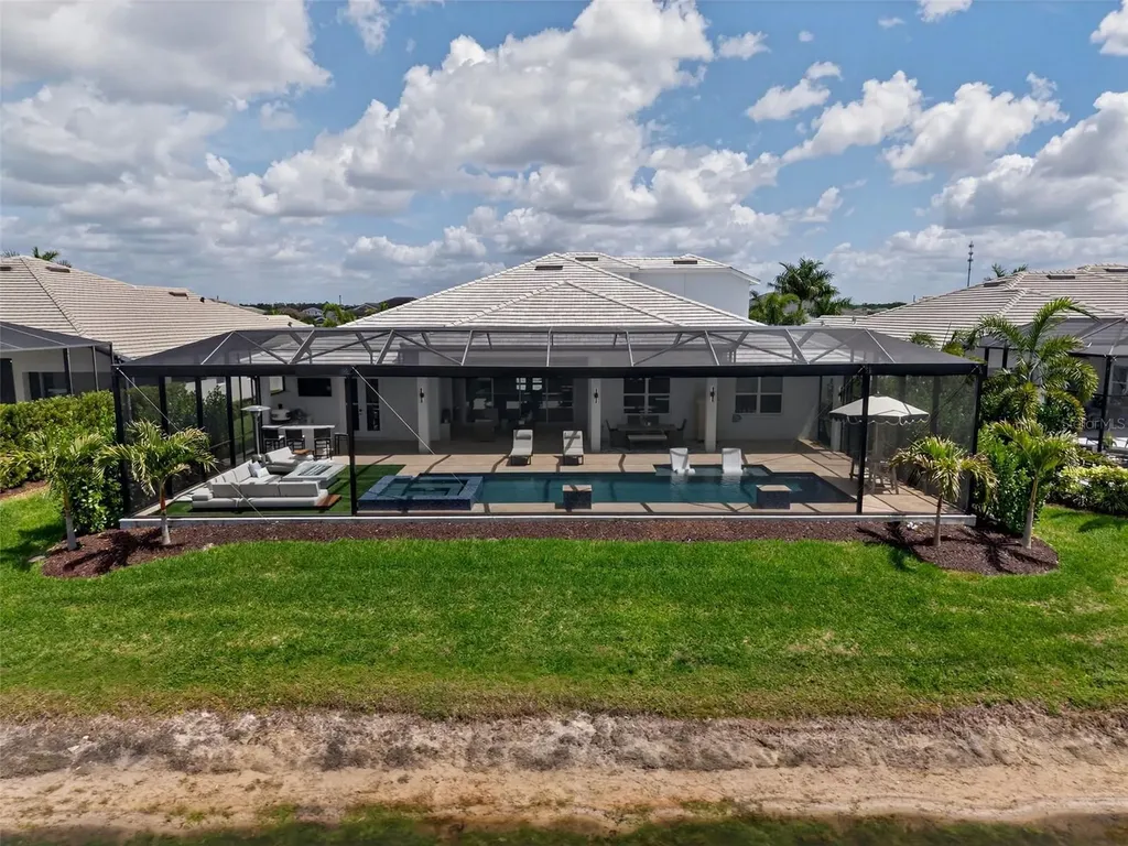 8331 Redonda Loop Lakewood Ranch FL 34202