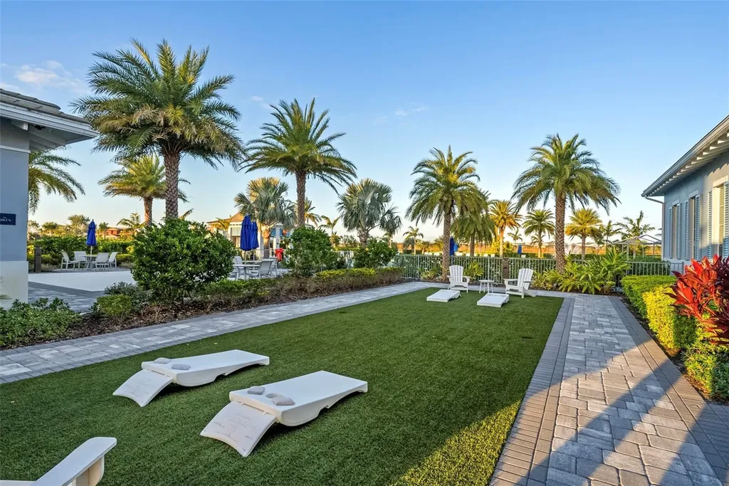 8331 Redonda Loop Lakewood Ranch FL 34202