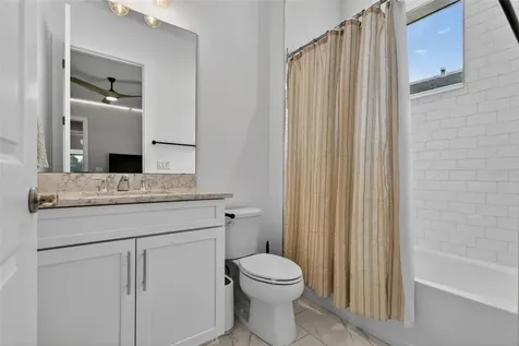 8331 Redonda Loop Lakewood Ranch FL 34202