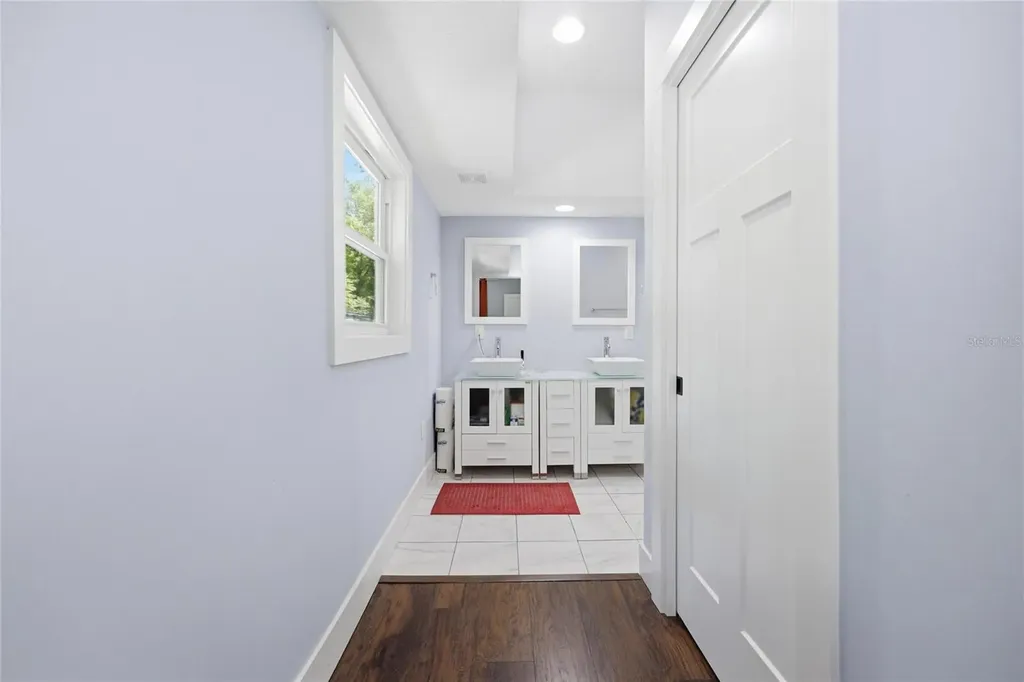 403 NE 9 Street Gainesville FL 32601