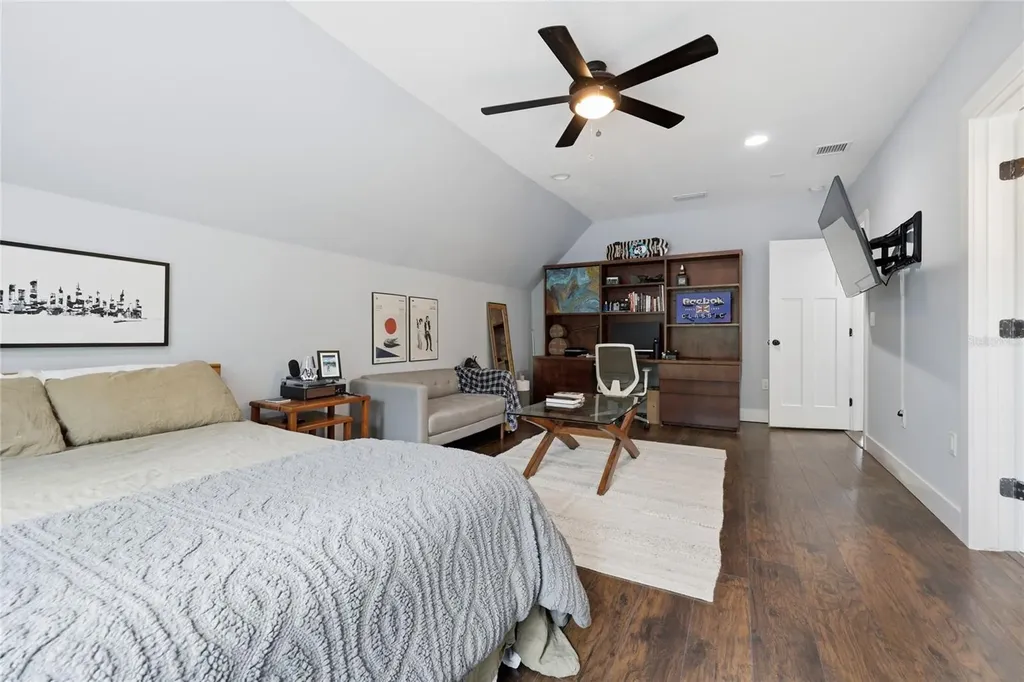 403 NE 9 Street Gainesville FL 32601