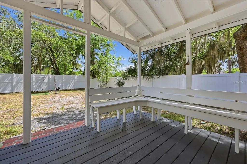 403 NE 9 Street Gainesville FL 32601