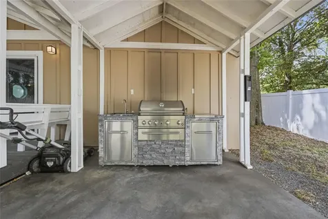 403 NE 9 Street Gainesville FL 32601