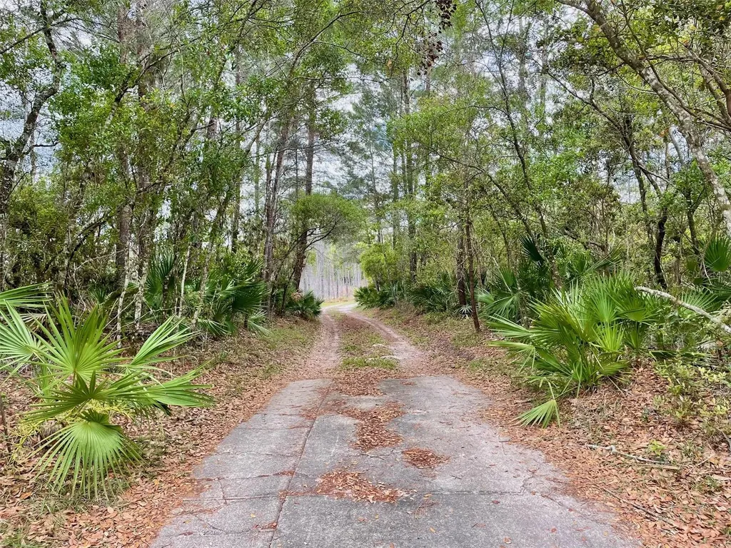 349 Seminole Woods Boulevard Geneva FL 32732
