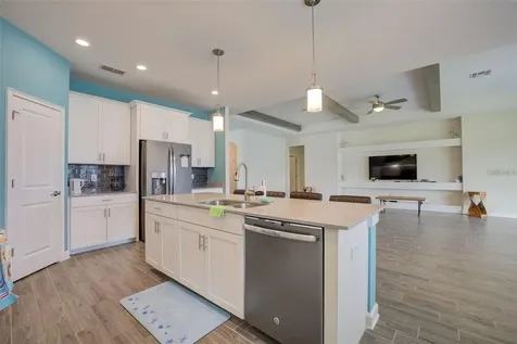 4693 Fairy Tale Circle Kissimmee FL 34746