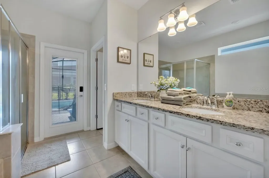 7204 Oakmoss Loop Davenport FL 33837