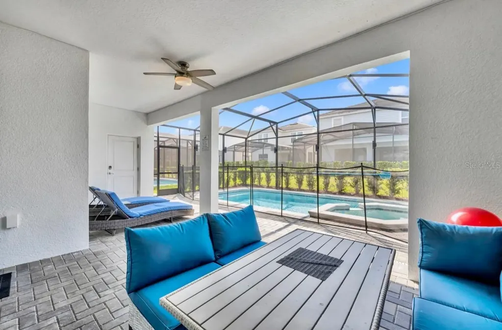 7204 Oakmoss Loop Davenport FL 33837