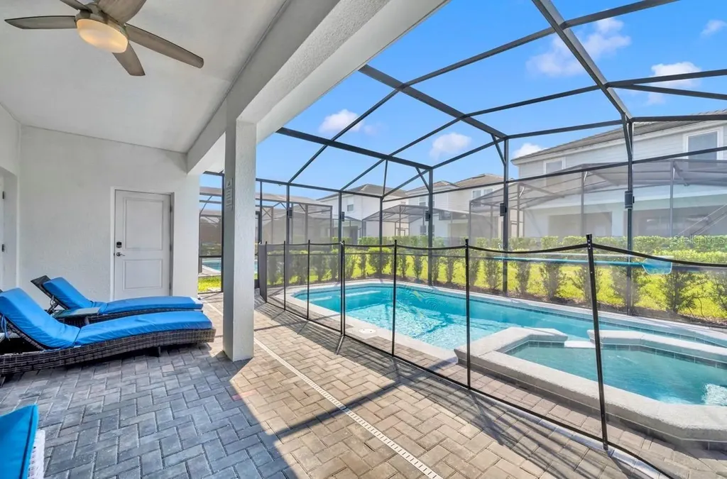 7204 Oakmoss Loop Davenport FL 33837