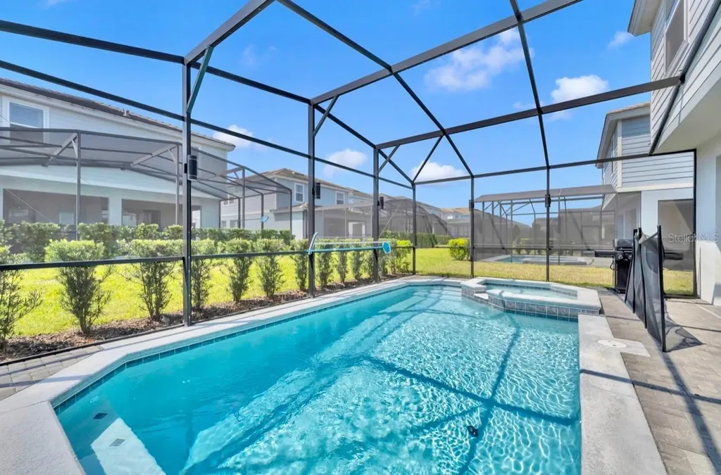 7204 Oakmoss Loop Davenport FL 33837