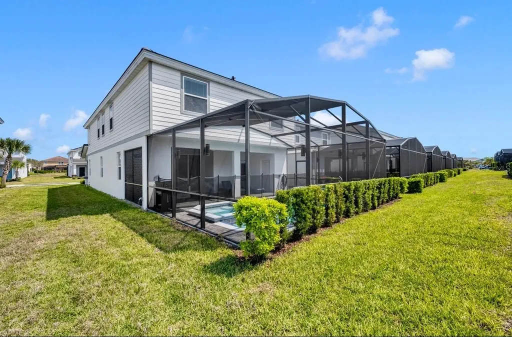7204 Oakmoss Loop Davenport FL 33837