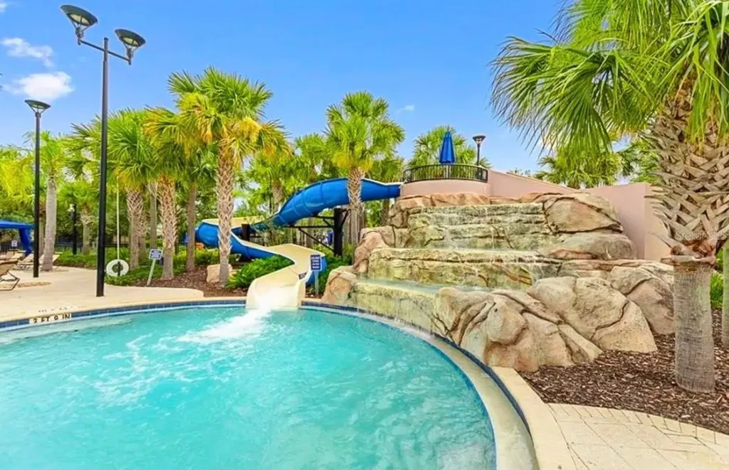 7204 Oakmoss Loop Davenport FL 33837