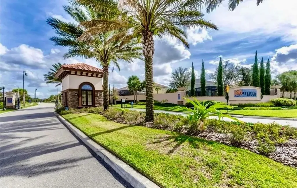 7204 Oakmoss Loop Davenport FL 33837