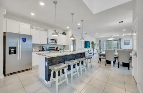 7204 Oakmoss Loop Davenport FL 33837