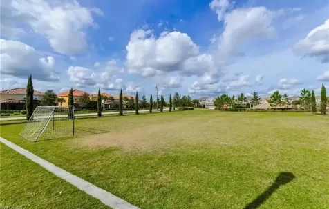 7204 Oakmoss Loop Davenport FL 33837