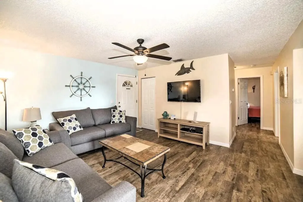 725 1st Street Indian Rocks Beach FL 33785