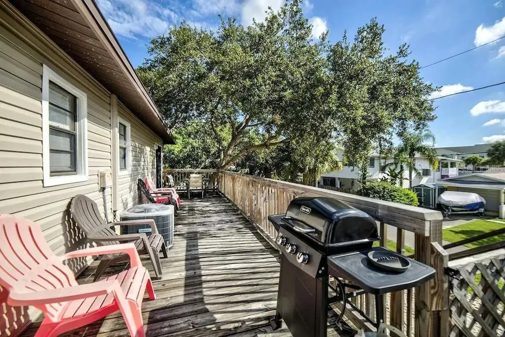 725 1st Street Indian Rocks Beach FL 33785