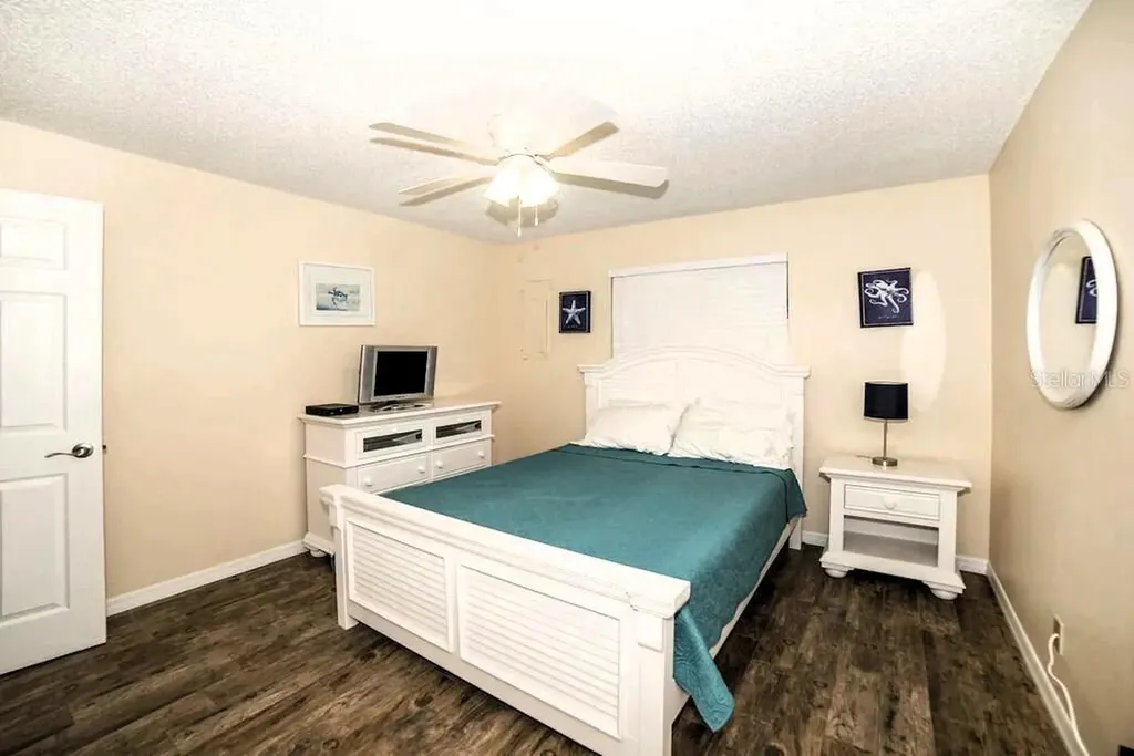 725 1st Street Indian Rocks Beach FL 33785