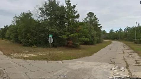 Lot 7, Unit 2, Blk 213 Delft Drive Chipley FL 32428