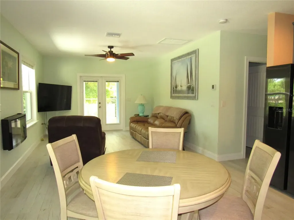 2074 & 2076 Como Street Port Charlotte FL 33948