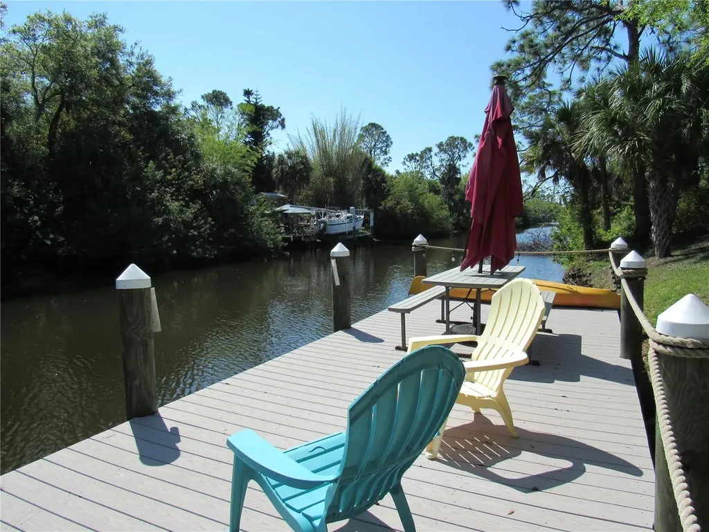 2074 & 2076 Como Street Port Charlotte FL 33948