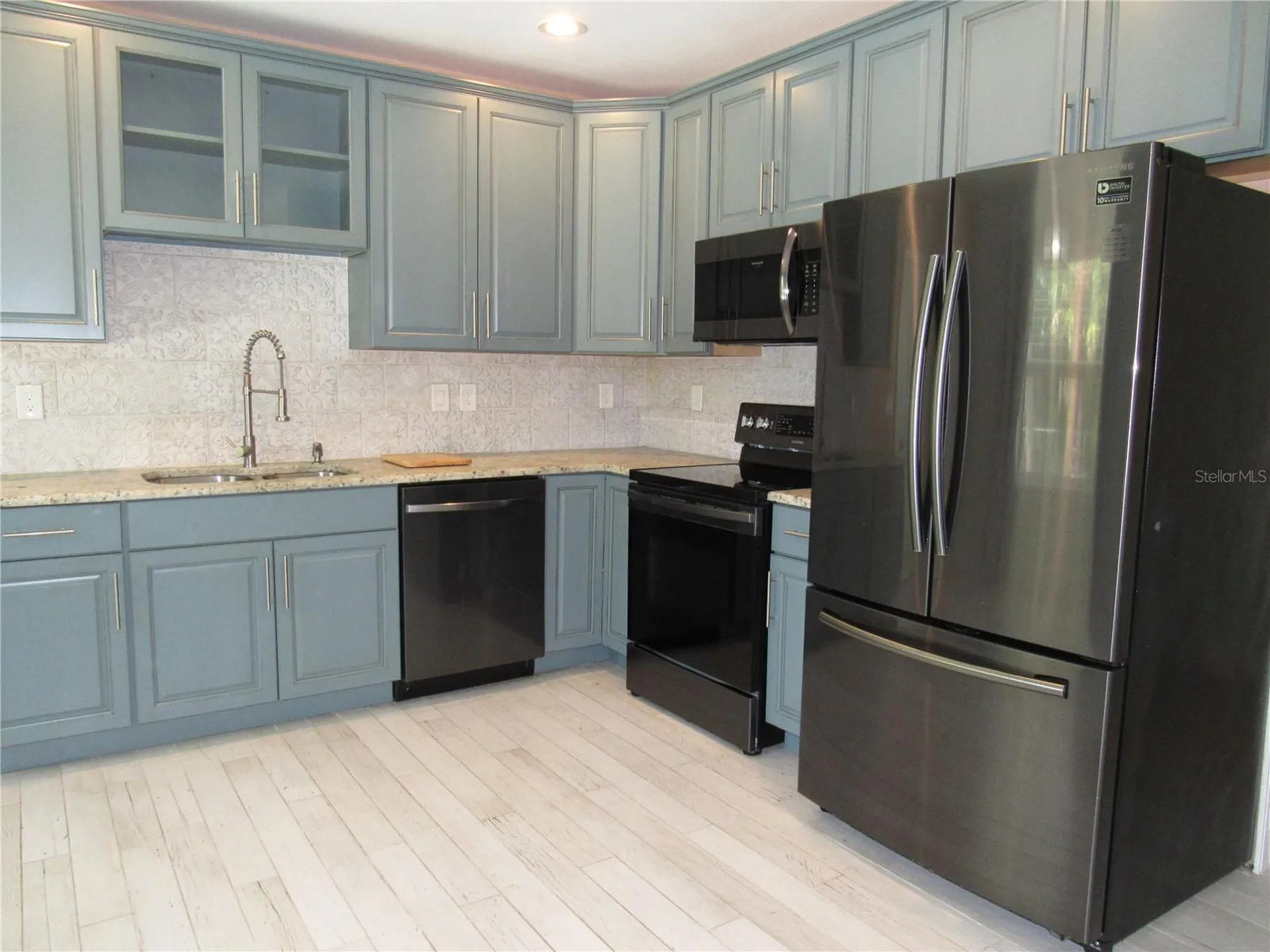 2074 & 2076 Como Street Port Charlotte FL 33948