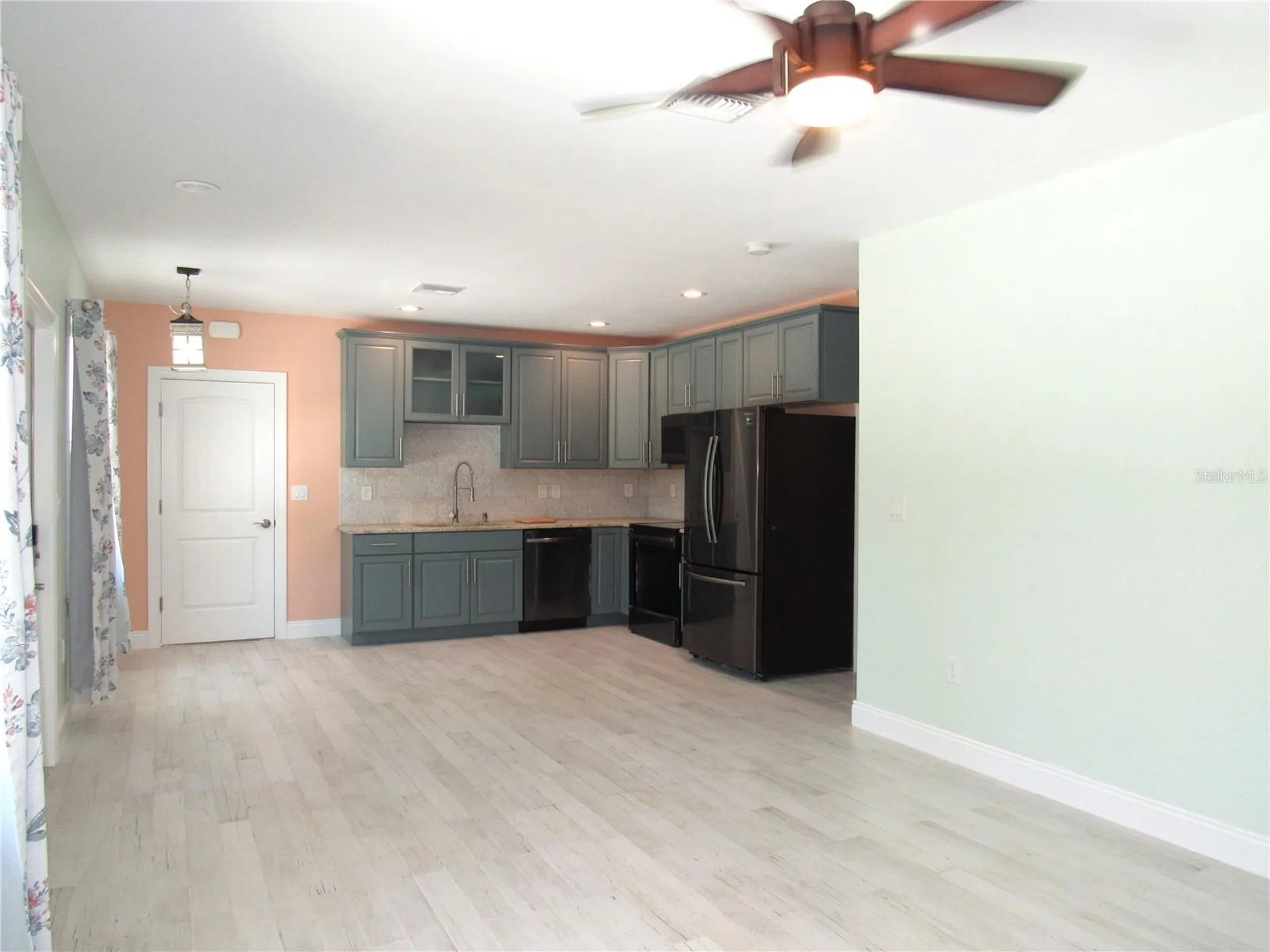 2074 & 2076 Como Street Port Charlotte FL 33948