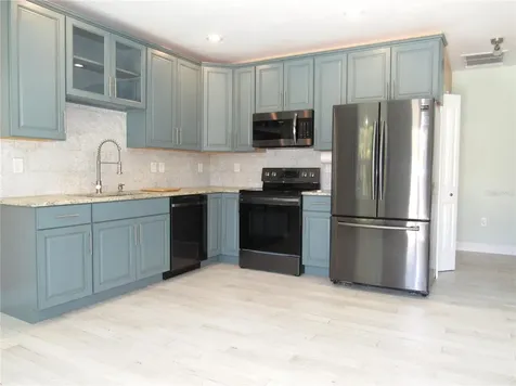 2074 & 2076 Como Street Port Charlotte FL 33948