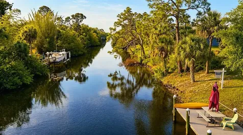 2074 & 2076 Como Street Port Charlotte FL 33948