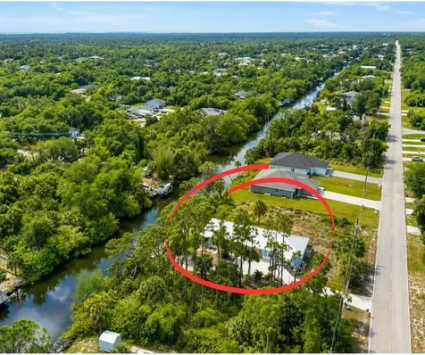 2074 & 2076 Como Street Port Charlotte FL 33948
