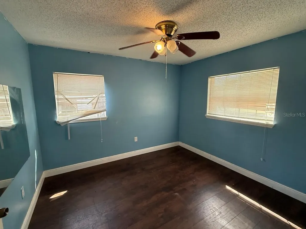 4213 Seybold Avenue Orlando FL 32808