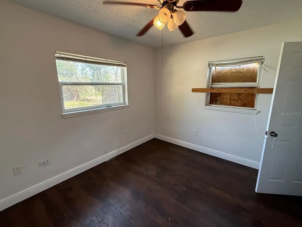 4213 Seybold Avenue Orlando FL 32808