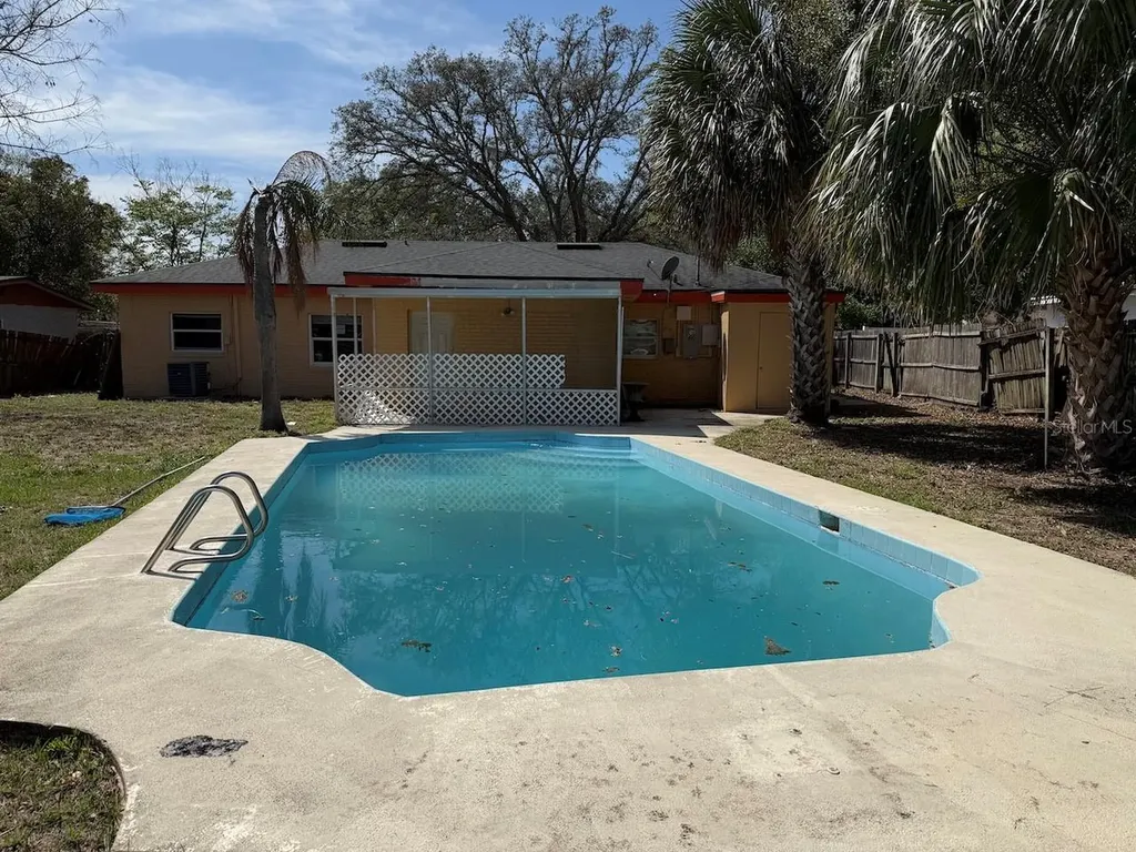 4213 Seybold Avenue Orlando FL 32808