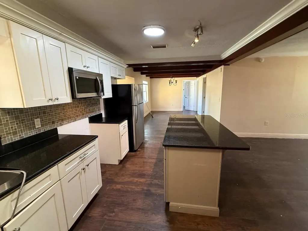 4213 Seybold Avenue Orlando FL 32808