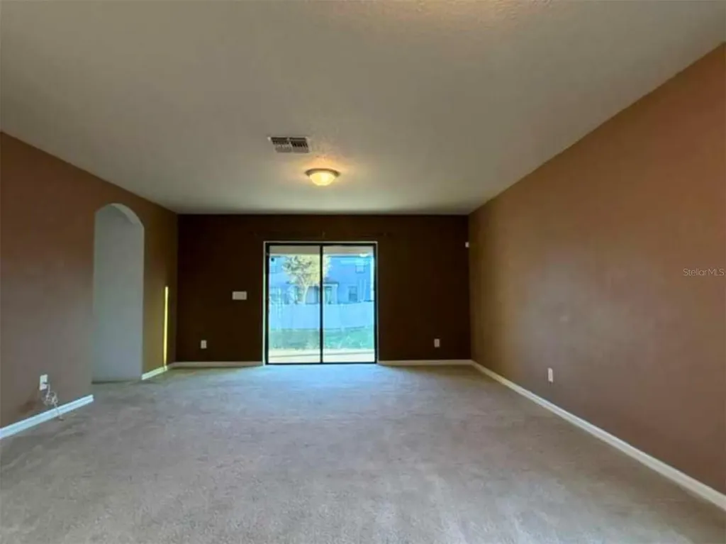 1090 Woodlark Drive Haines City FL 33844