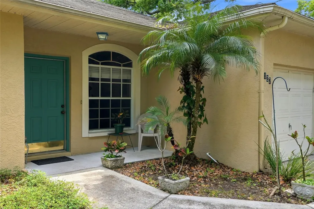 8127 N Packwood Avenue Tampa FL 33604