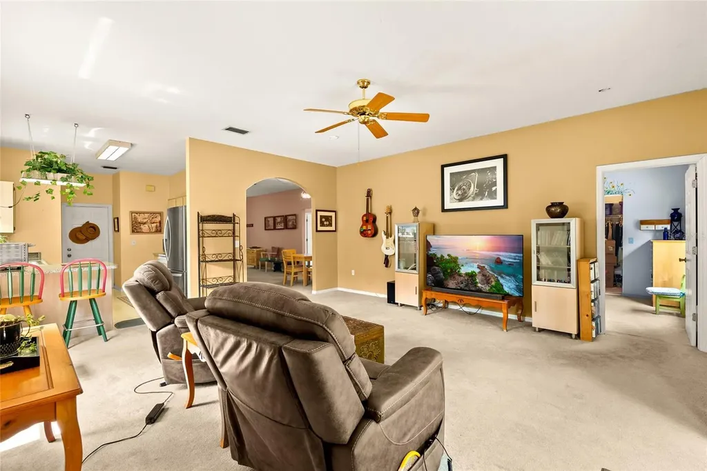8127 N Packwood Avenue Tampa FL 33604