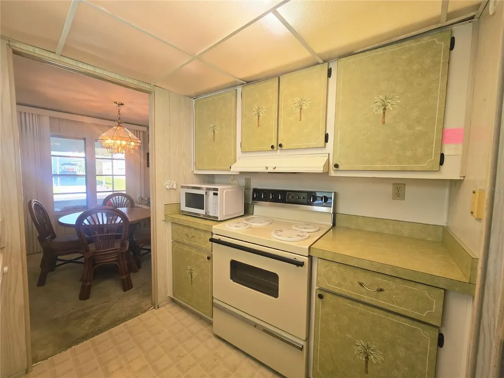 39820 Us Highway 19 N Tarpon Springs FL 34689