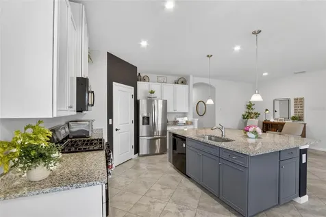 12122 Blue Pacific Drive Riverview FL 33579