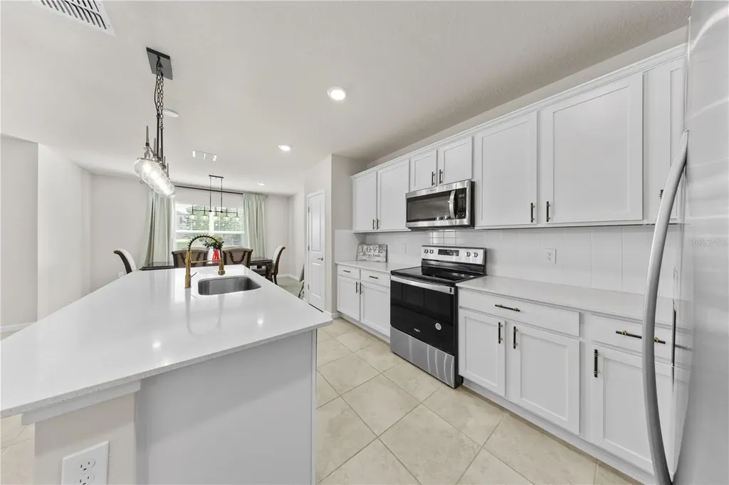 1667 Delightful Drive Davenport FL 33896